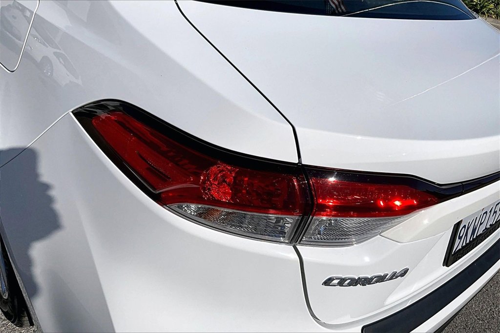 Used 2024 Toyota Corolla LE image 23