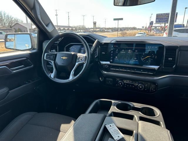 Used 2025 Chevrolet Silverado 1500 LT image 13
