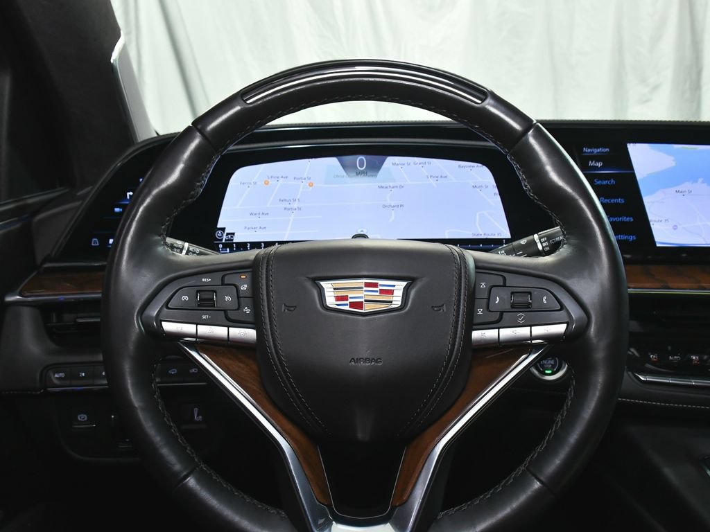 Used 2023 Cadillac Escalade ESV Sport Platinum AWD/4WD image 32