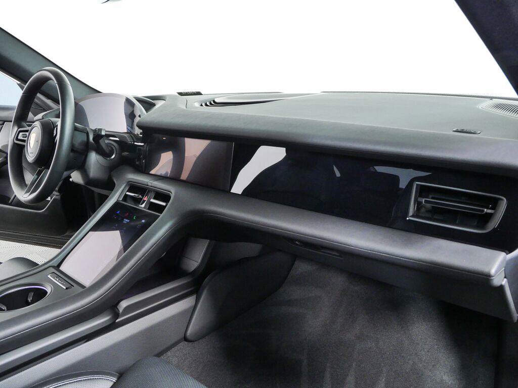 Certified 2024 Porsche Taycan RWD image 25