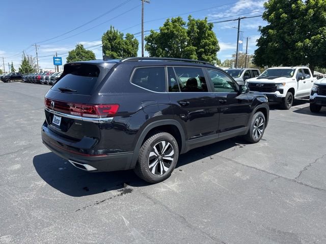 Used 2024 Volkswagen Atlas SE AWD/4WD image 4