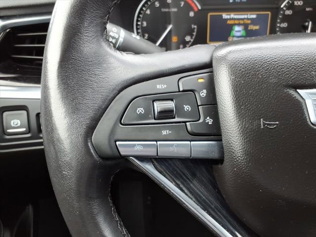 Used 2024 Cadillac XT6 Premium Luxury image 36