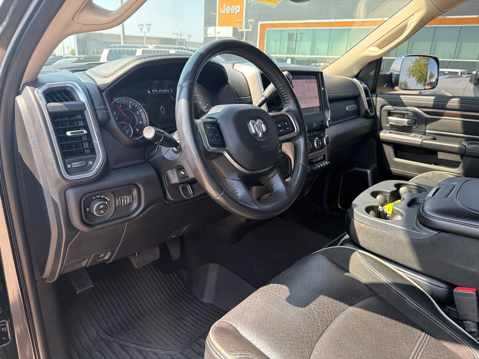 Used 2022 RAM 2500 Laramie AWD/4WD image 10