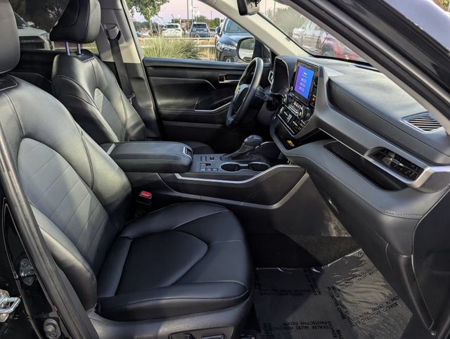 Used 2026 Toyota Highlander XLE AWD/4WD image 33