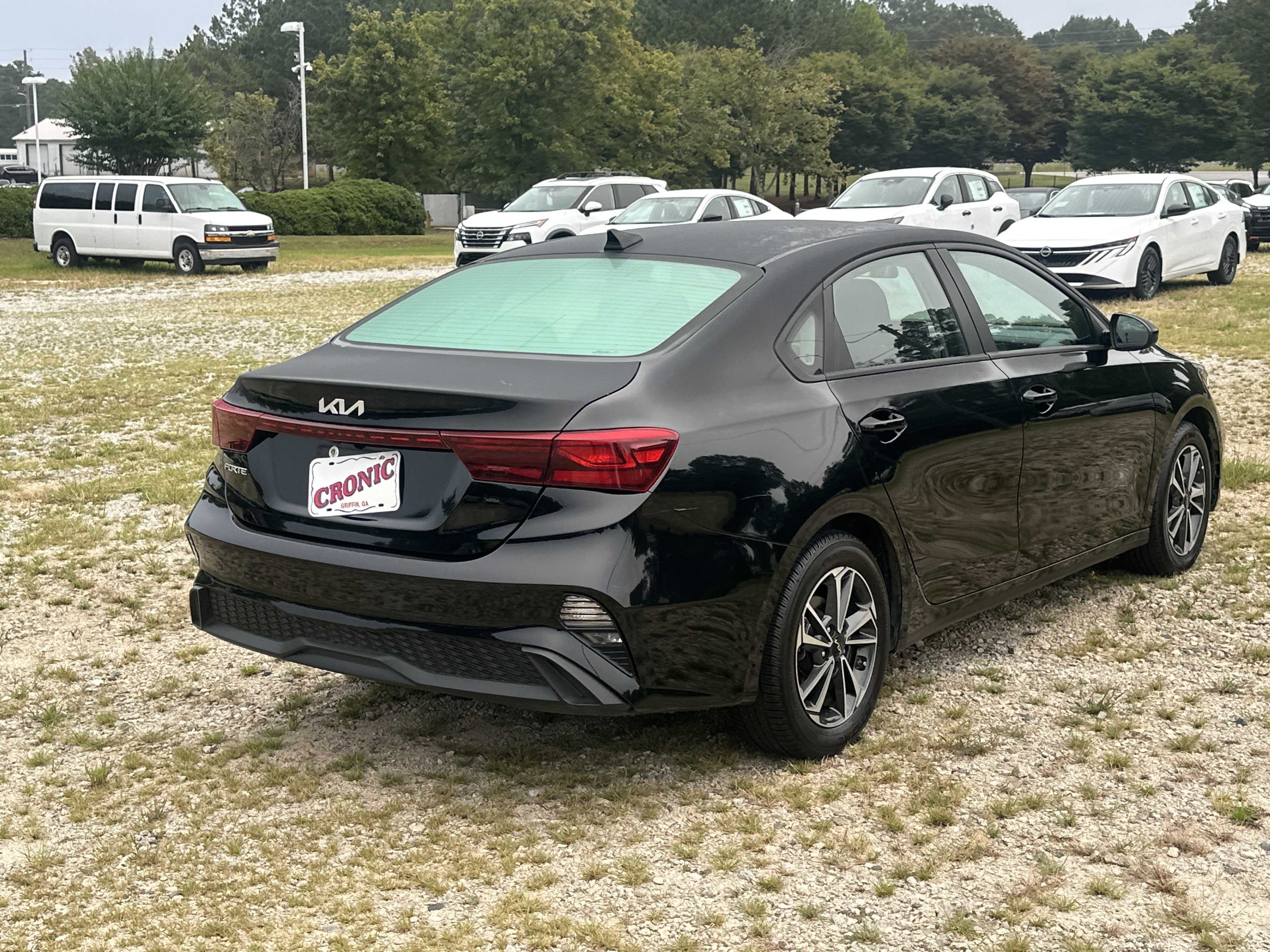 Used 2024 Kia Forte LXS FWD image 5