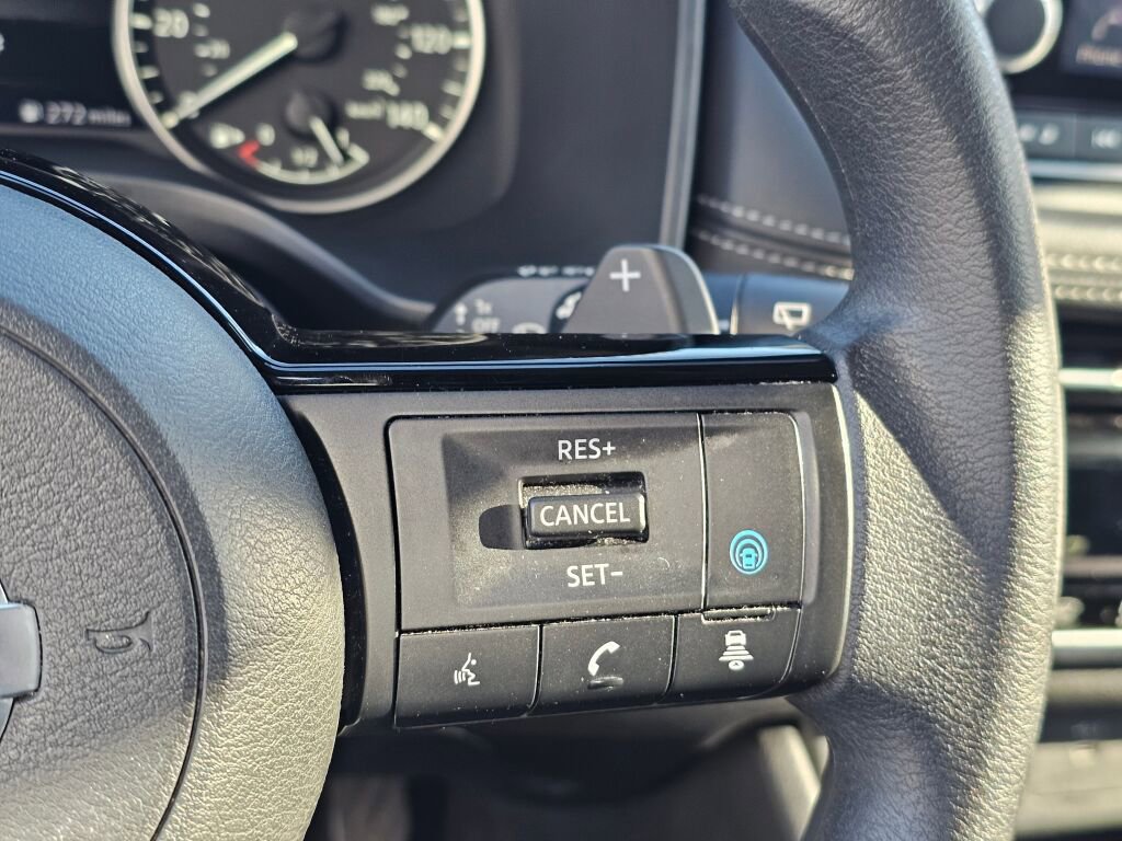 Used 2021 Nissan Rogue SV image 30