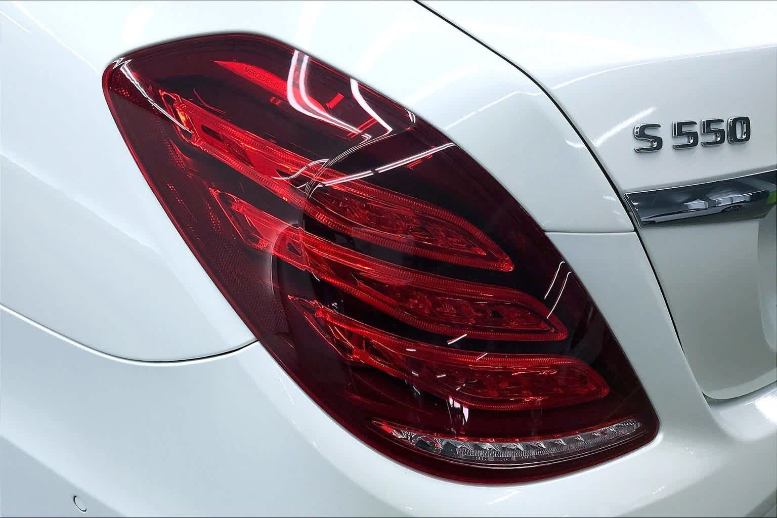 Used 2017 Mercedes-Benz S 550 Sedan image 28