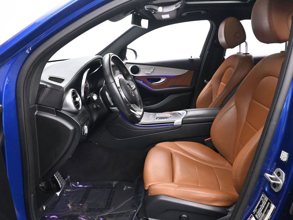 Used 2022 Mercedes-Benz GLC 300 4MATIC Coupe image 11