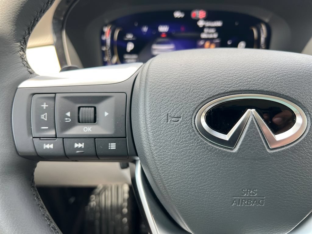 Certified 2026 INFINITI QX60 Luxe w/ Cargo Package AWD/4WD image 30