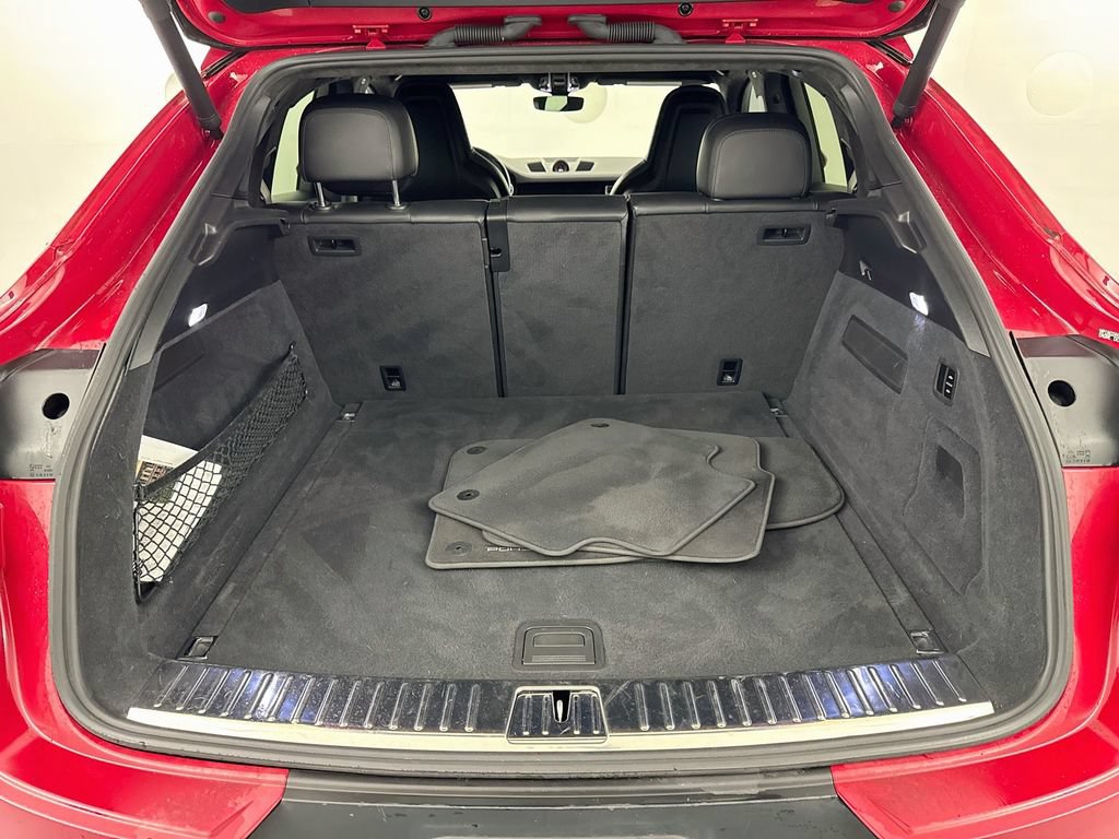 Used 2022 Porsche Cayenne GTS AWD/4WD image 26