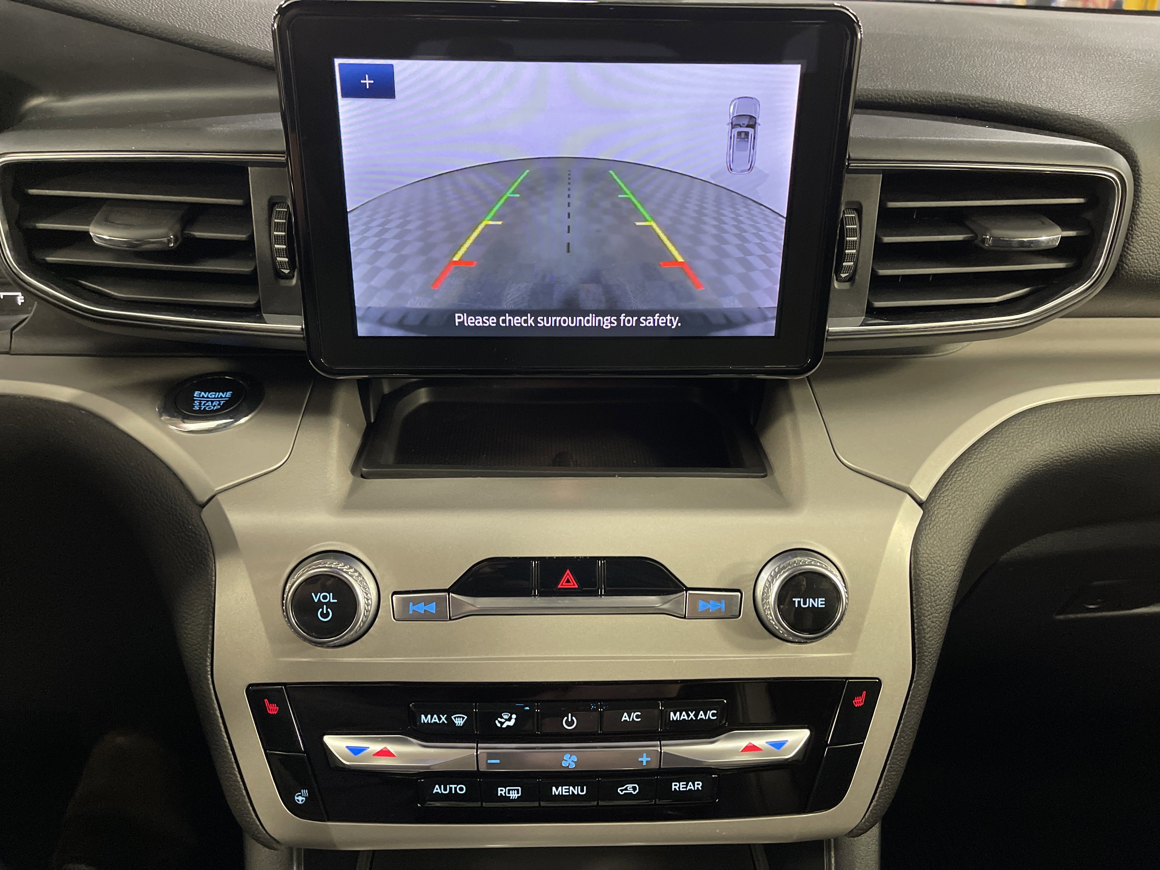 Used 2023 Ford Explorer XLT w/ Equipment Group 202A image 24