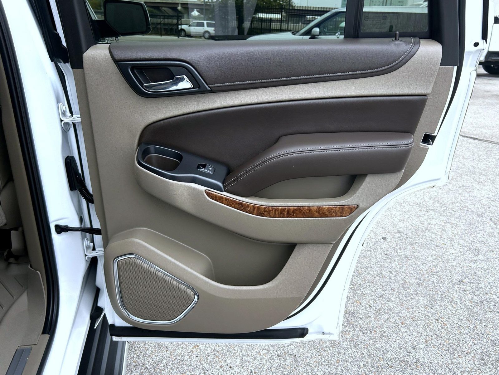 Certified 2018 Chevrolet Tahoe Premier AWD/4WD image 19