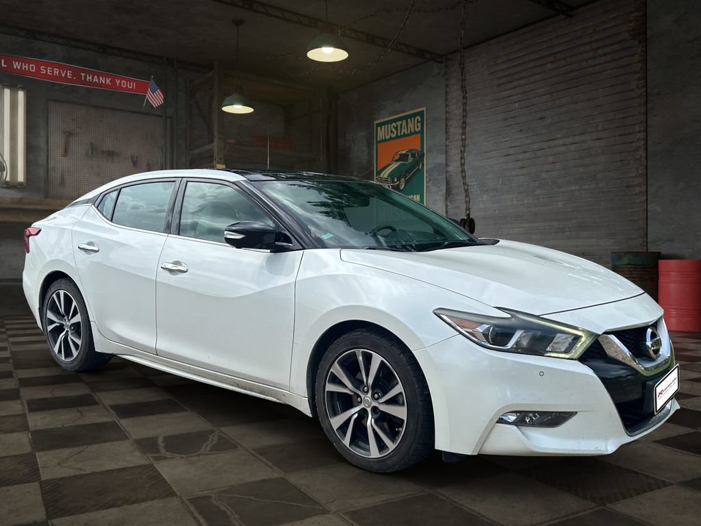 Used 2016 Nissan Maxima Platinum FWD image 2
