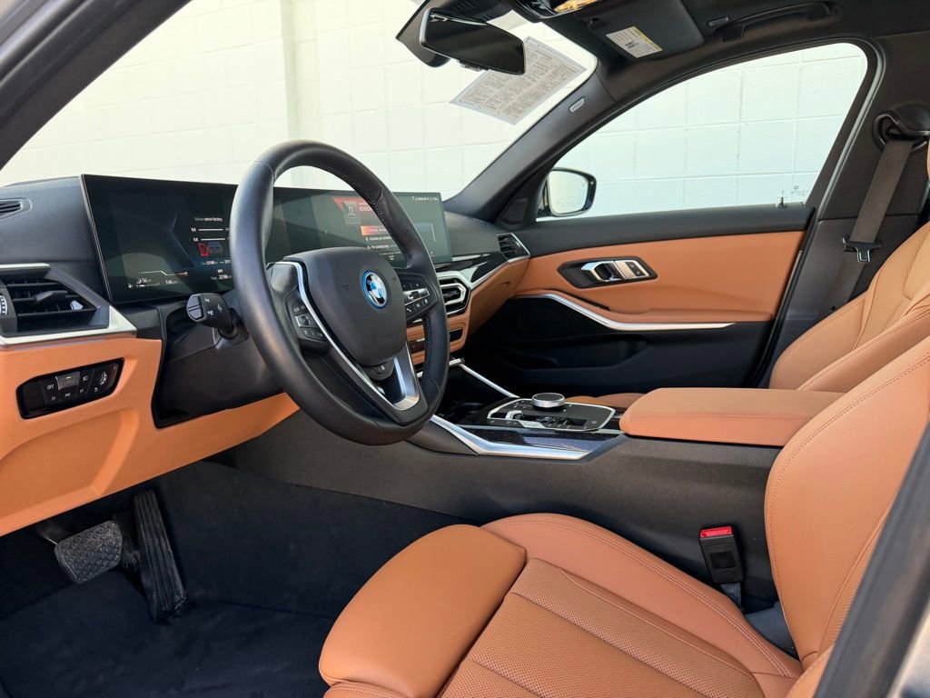 Certified 2023 BMW 330e xDrive w/ Premium Package image 4