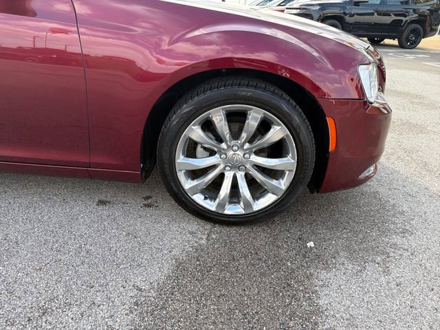 Used 2019 Chrysler 300 Touring w/ Quick Order Package 2EF image 43