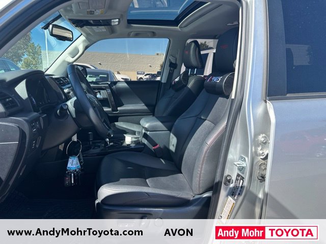 Used 2019 Toyota 4Runner TRD Off-Road Premium AWD/4WD image 9