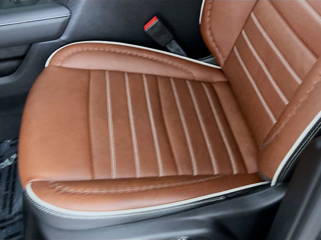 Used 2025 GMC Sierra 2500 Denali Ultimate image 19