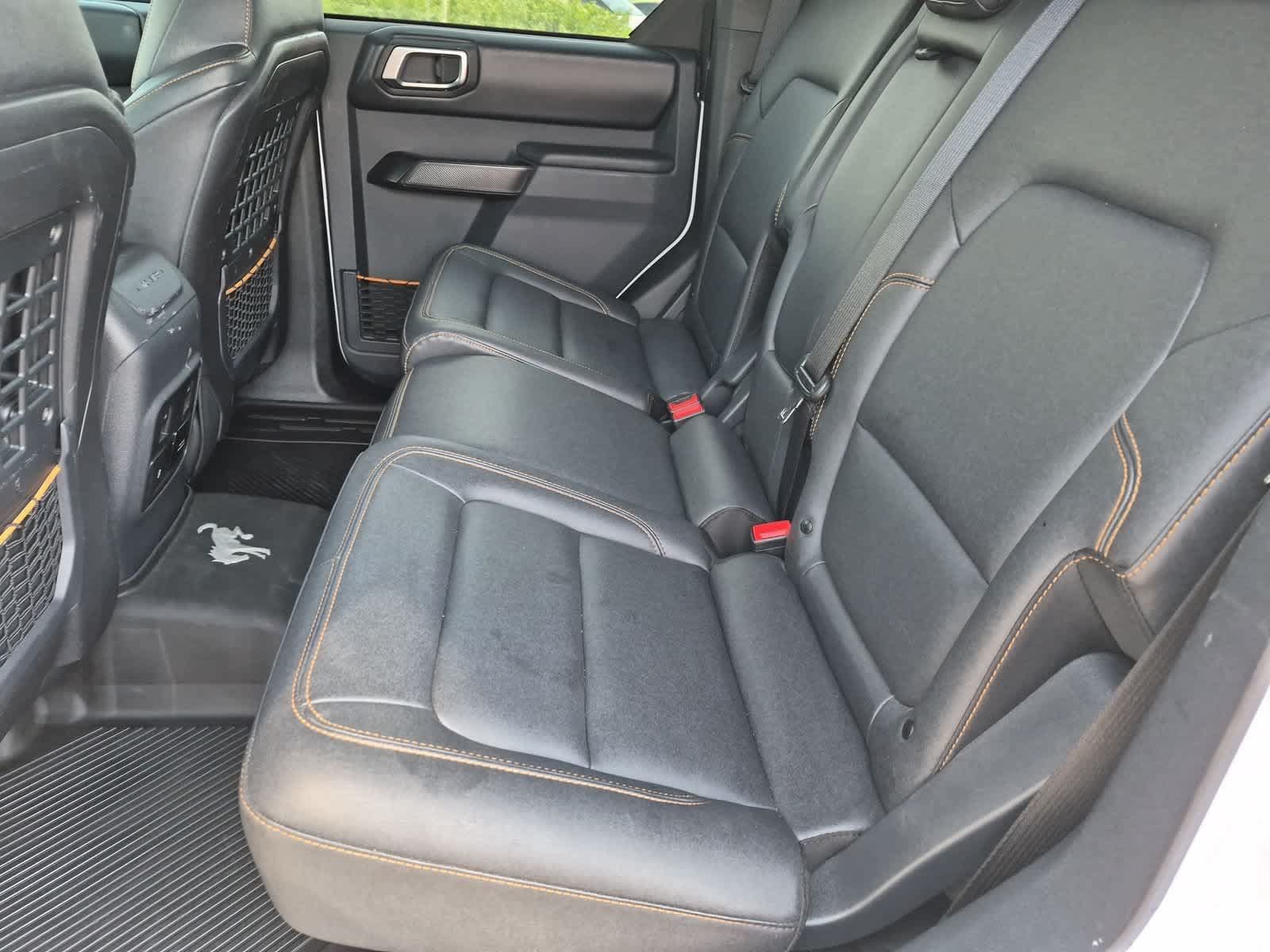 Used 2024 Ford Bronco Badlands AWD/4WD image 19