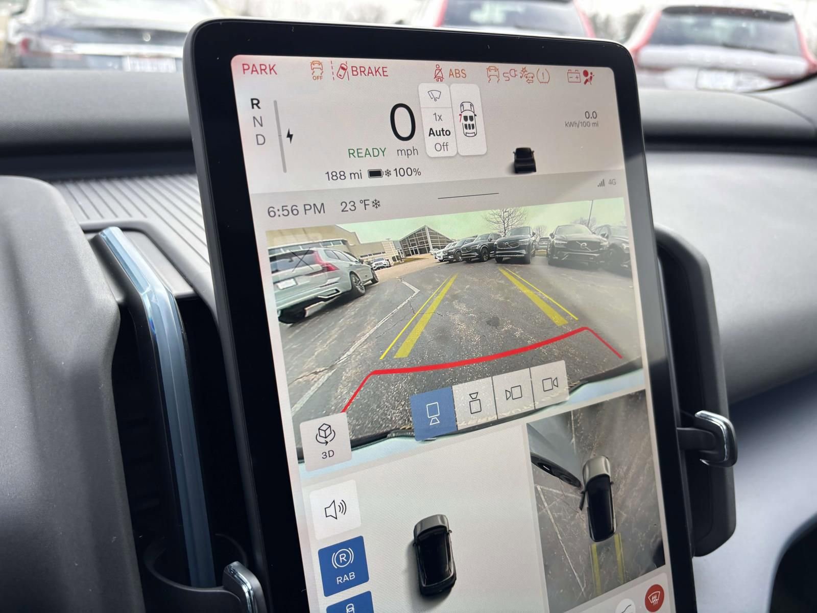 New 2026 Volvo EX30 Cross Country Ultra w/ Protection Package Premier image 18