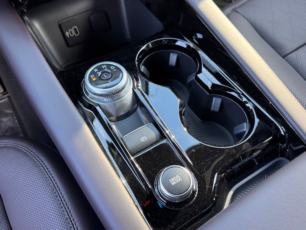 New 2026 Ford Explorer Platinum image 25