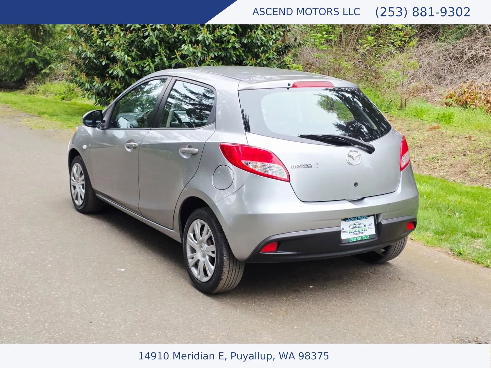 Used 2013 MAZDA MAZDA2 Sport FWD image 3