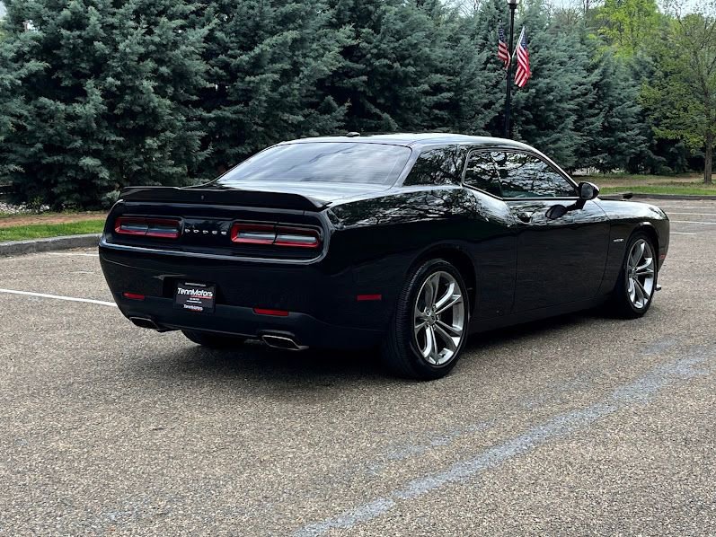 Used 2022 Dodge Challenger R/T RWD image 21
