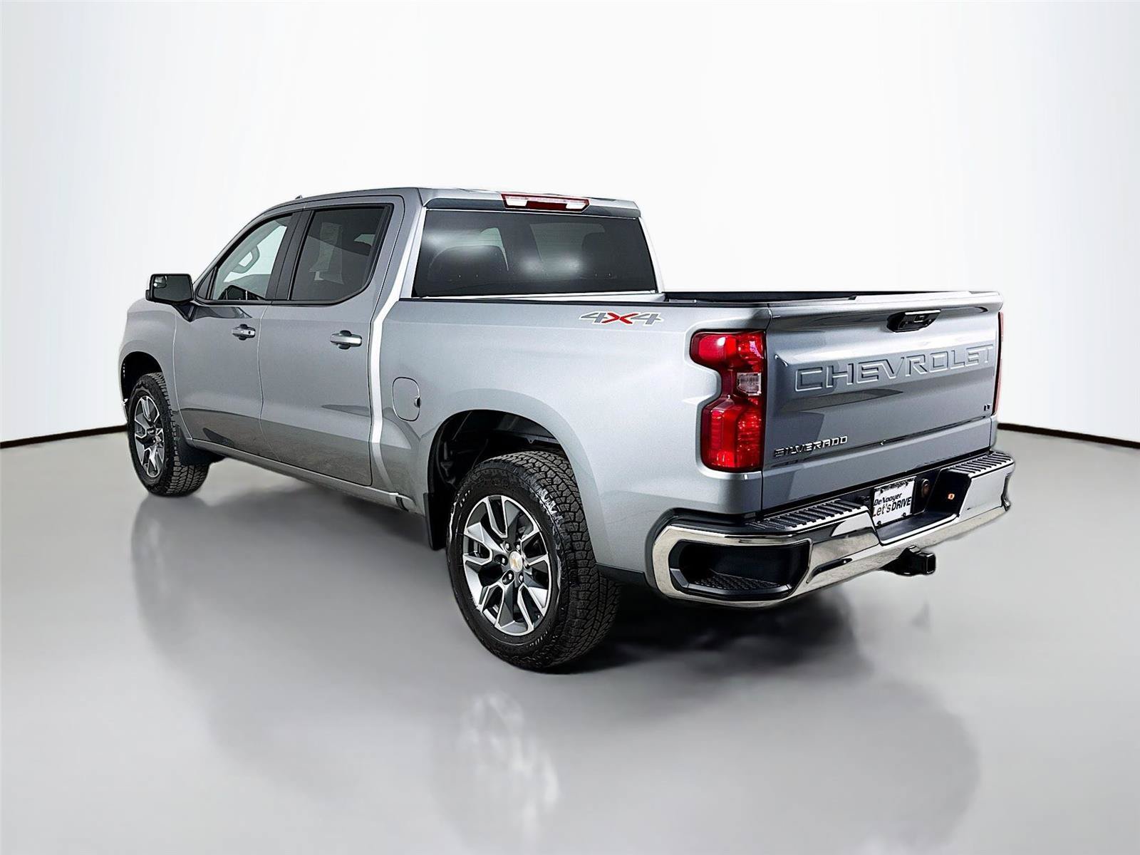 Used 2026 Chevrolet Silverado 1500 LT AWD/4WD image 7