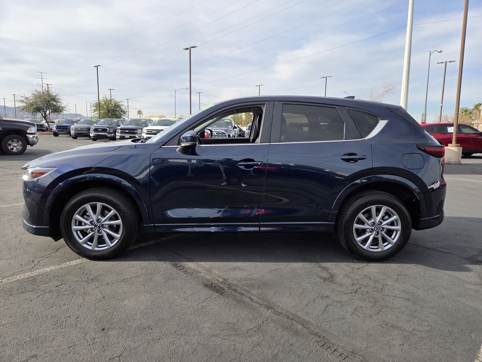 Used 2025 MAZDA CX-5 AWD 2.5 S w/ Preferred Package image 3