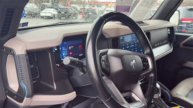 Used 2023 Ford Bronco Wildtrak image 10