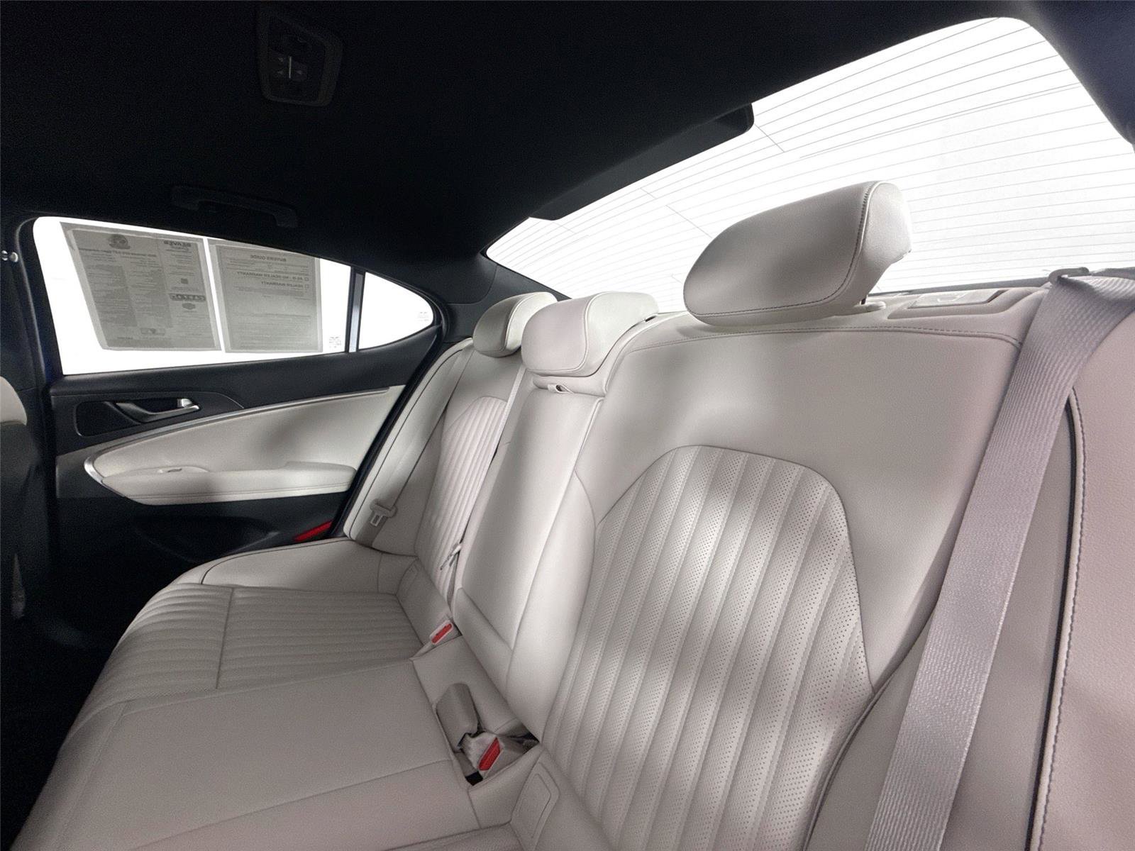 Used 2025 Genesis G70 3.3T Advanced AWD/4WD image 32