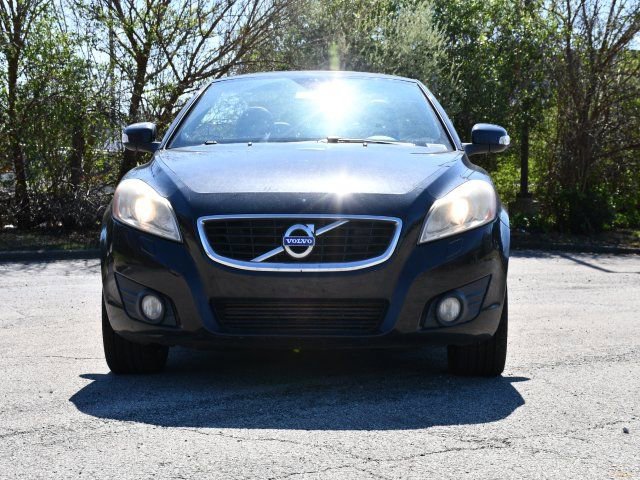 Used 2012 Volvo C70 T5 image 2