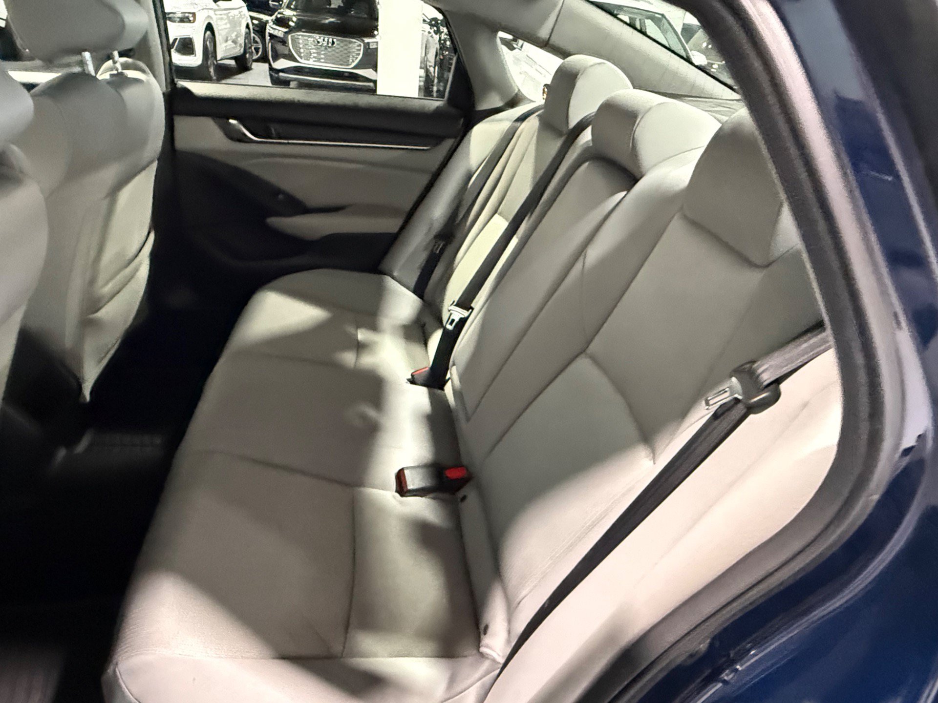 Used 2018 Honda Accord LX image 39