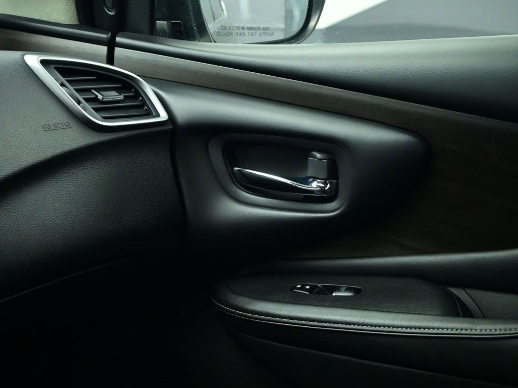 Used 2020 Nissan Murano Platinum image 25