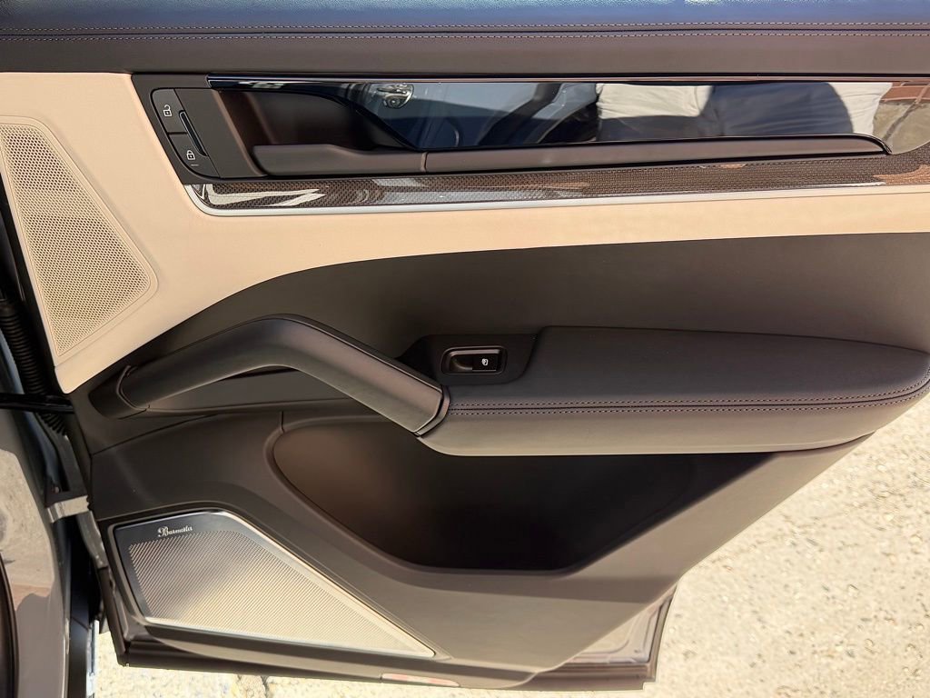 New 2026 Porsche Cayenne Turbo image 23