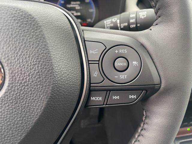 New 2025 Toyota RAV4 Limited image 31
