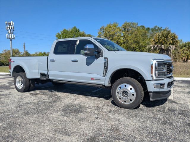 New 2026 Ford F450 Platinum w/ Platinum Plus Package image 3
