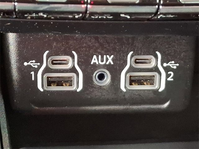 Used 2024 Dodge Durango GT image 26