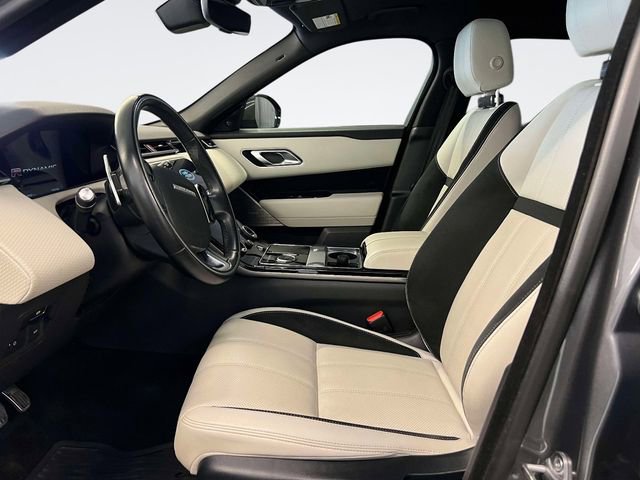 Used 2018 Land Rover Range Rover Velar R-Dynamic SE AWD/4WD image 17