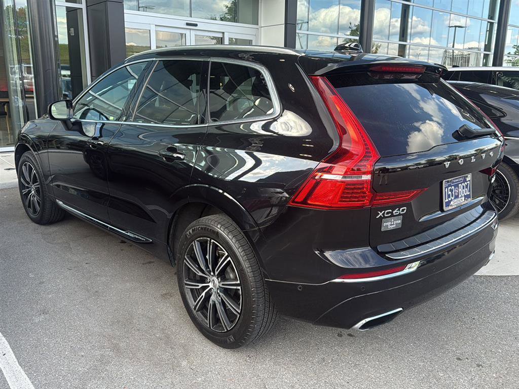 Used 2018 Volvo XC60 T5 Inscription w/ Convenience Package AWD/4WD image 3