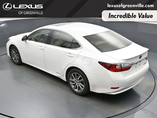 Used 2017 Lexus ES 300h w/ Luxury Package FWD image 22