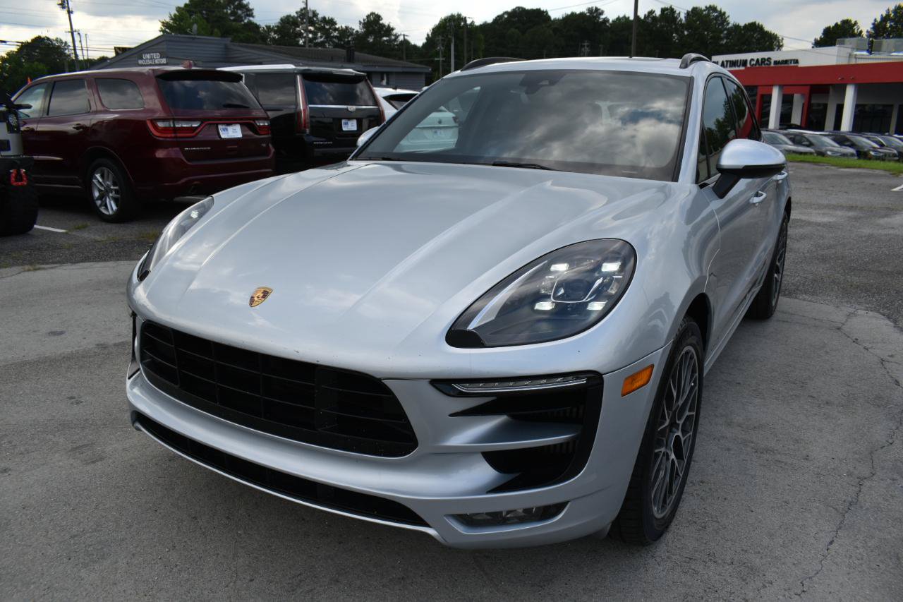Used 2017 Porsche Macan GTS AWD/4WD image 2