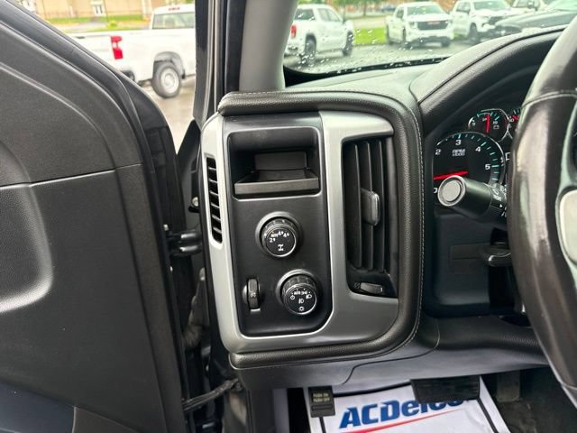 Used 2018 GMC Sierra 1500 SLE w/ SLE Value Package AWD/4WD image 12