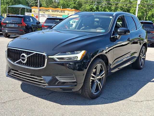 Used 2018 Volvo XC60 T5 Momentum w/ Vision Package AWD/4WD image 3