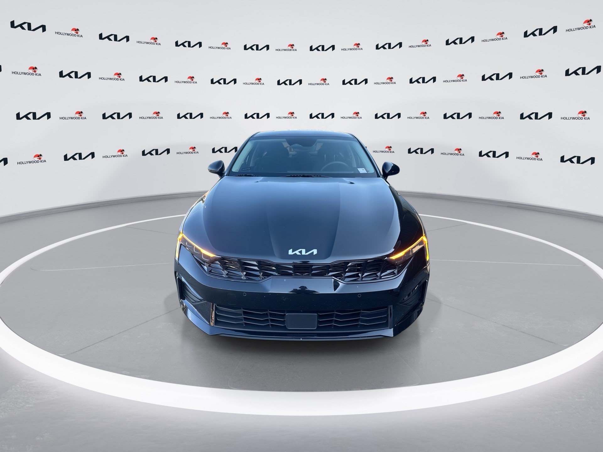 Certified 2025 Kia K5 LXS FWD image 3