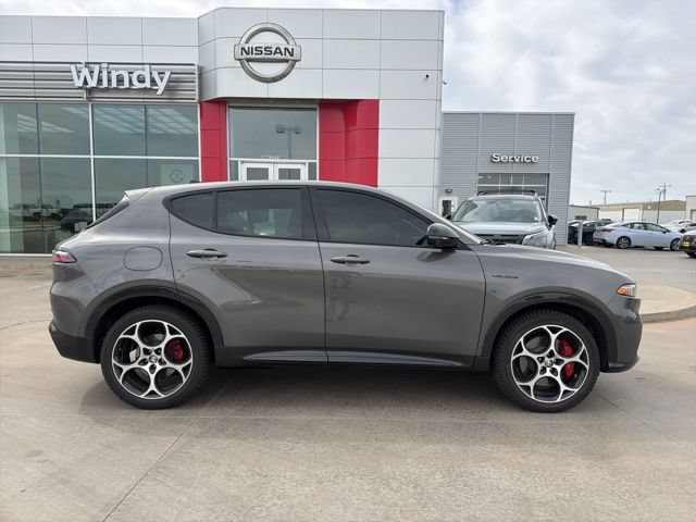 Used 2024 Alfa Romeo Tonale Veloce w/ Active Assist Package AWD/4WD image 8
