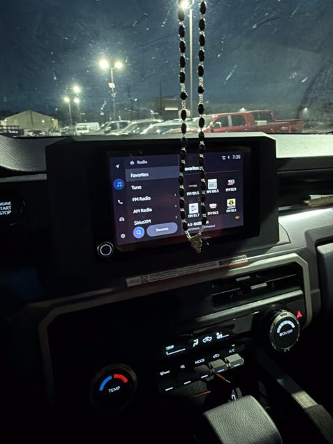 Used 2026 Toyota Tacoma SR5 AWD/4WD image 12