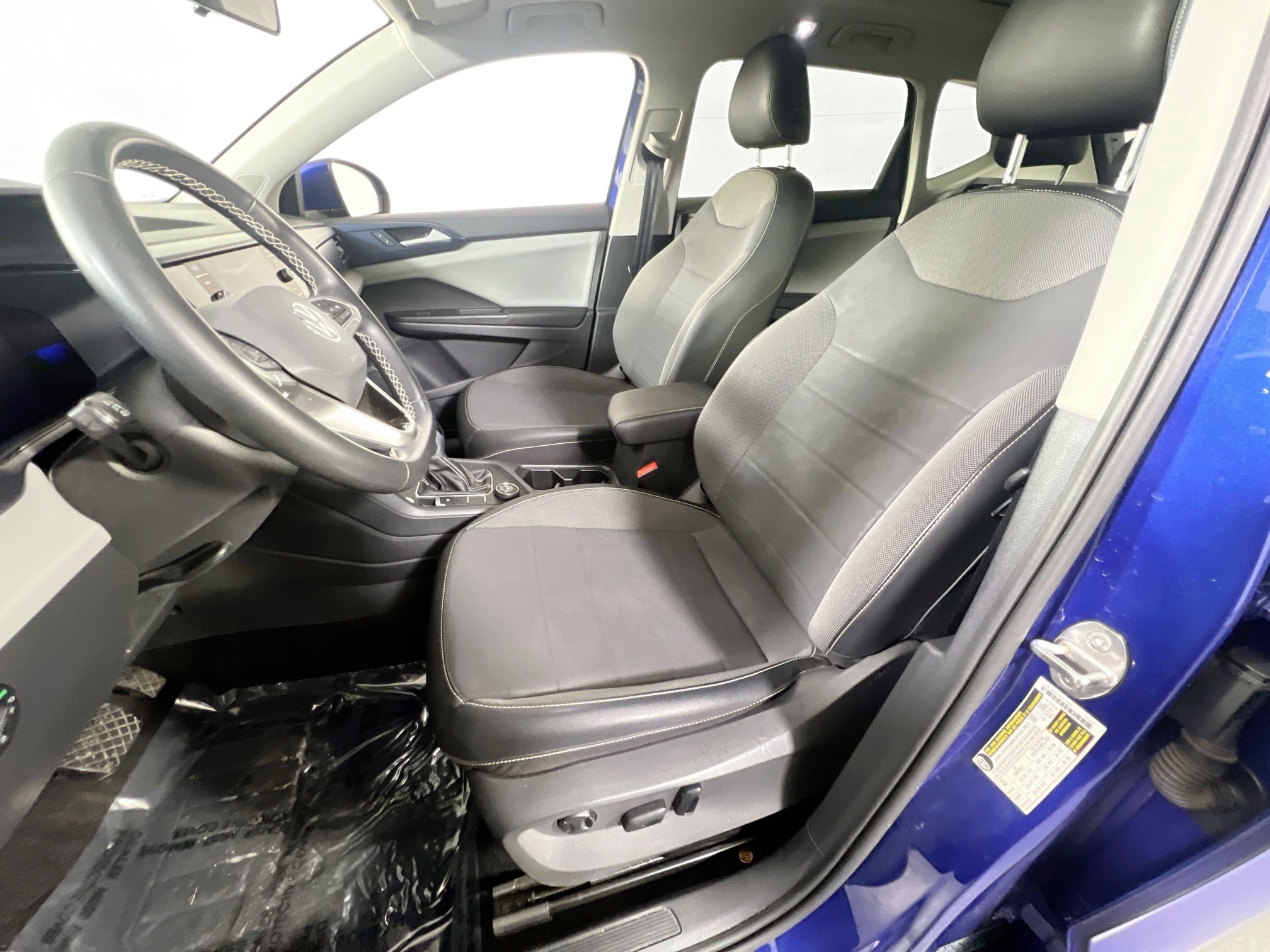 Used 2022 Volkswagen Taos SE image 20