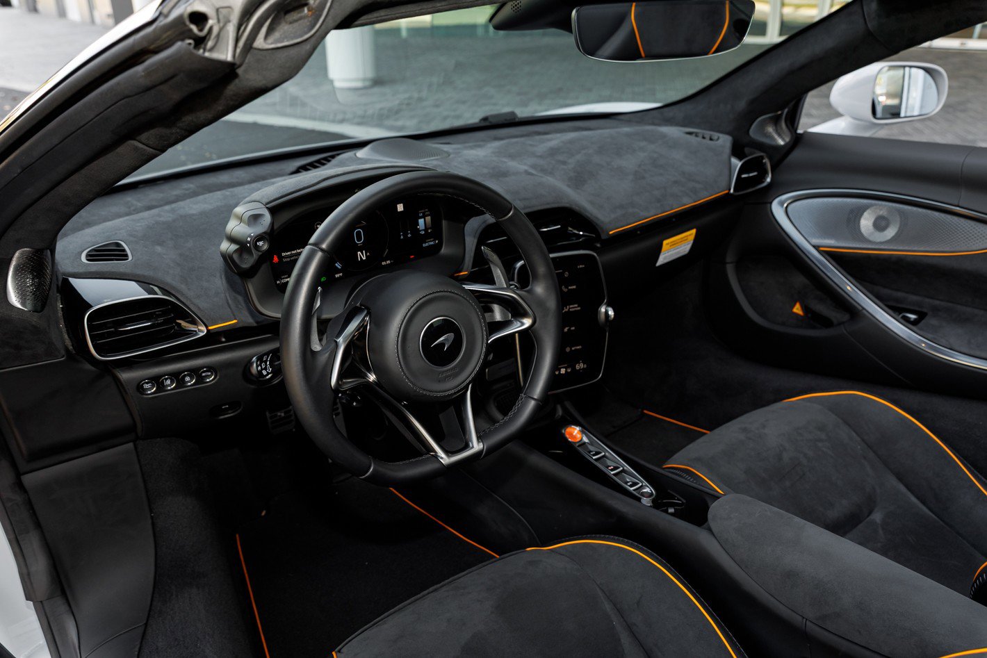 New 2025 McLaren Artura Spider image 45