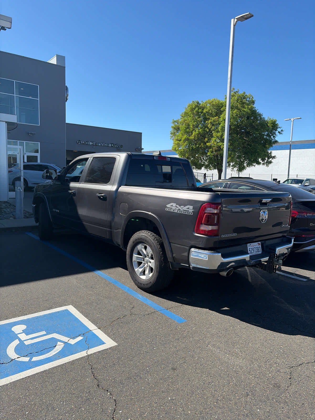 Used 2020 RAM 1500 Laramie w/ Off Road Group image 3