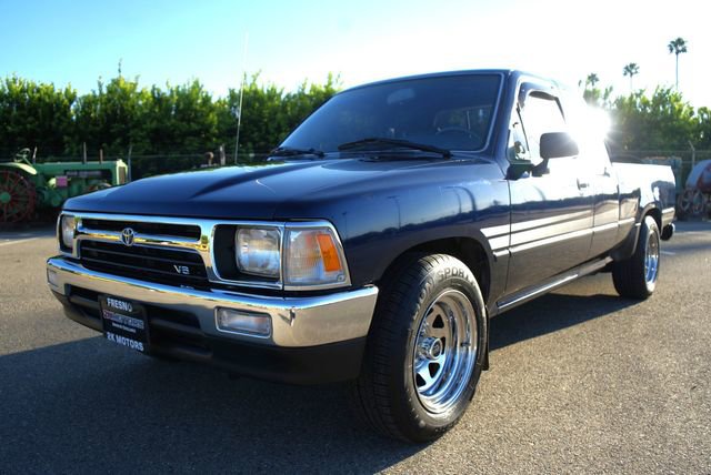 Used 1994 Toyota Pickup DX image 5